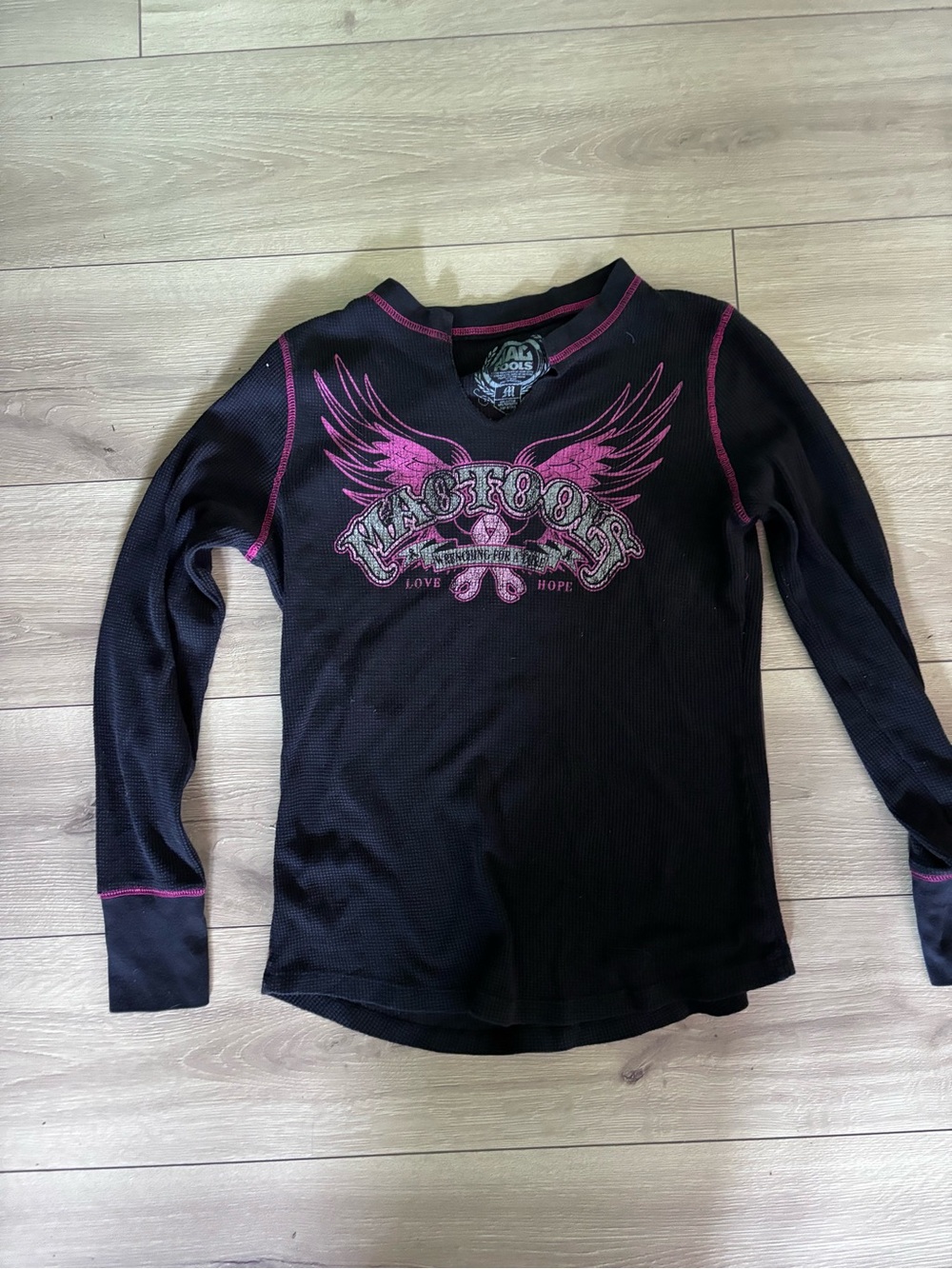 Y2K & Pink Graphic Long-Sleeve